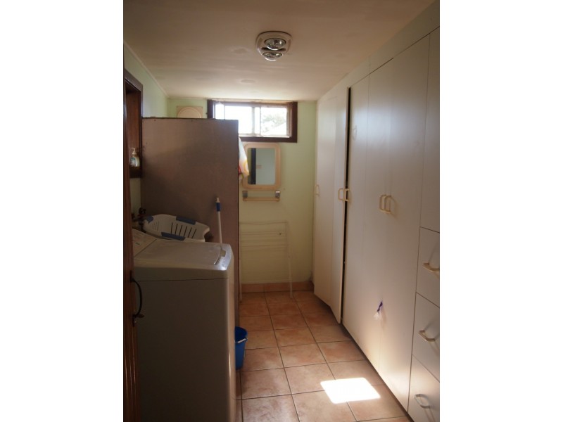 2 Mahonga St, Condobolin NSW 2877