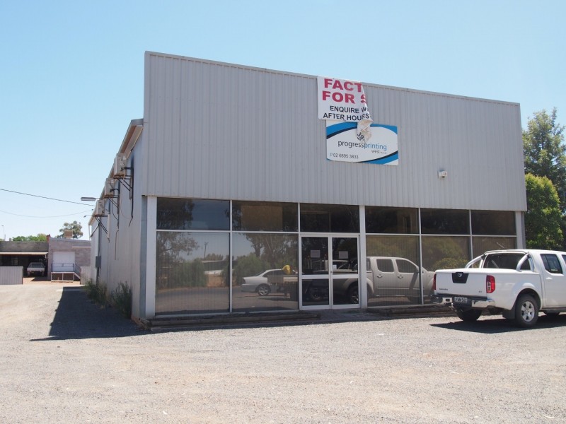 18a Lachlan St, Condobolin NSW 2877