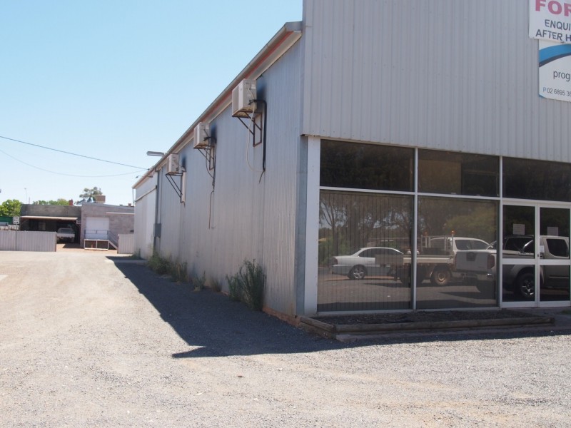 18a Lachlan St, Condobolin NSW 2877