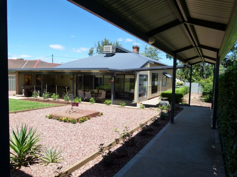 32 William Street, Forbes NSW 2871