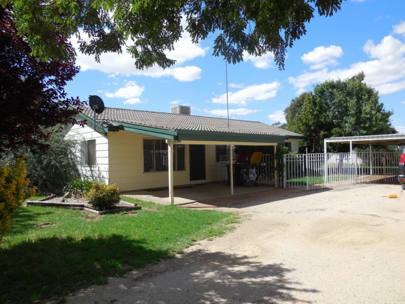 10 Bogan Gate Road, Forbes NSW 2871
