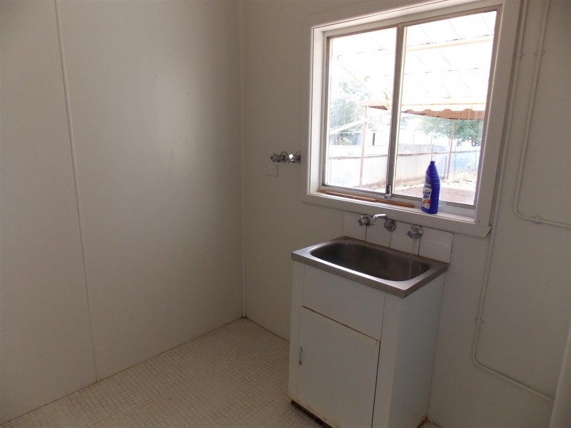 26 Forbes Road, Parkes NSW 2870