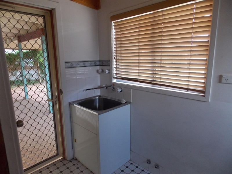 28 Forbes Road, Parkes NSW 2870