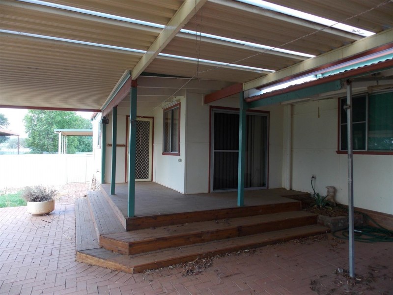 28 Forbes Road, Parkes NSW 2870