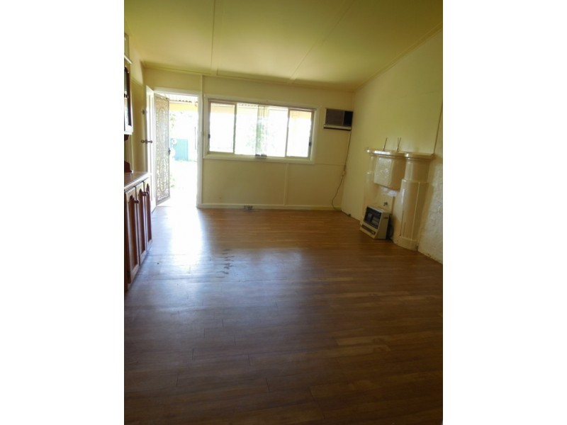 17 Dalton Street, Forbes NSW 2871