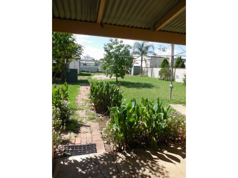 17 Dalton Street, Forbes NSW 2871