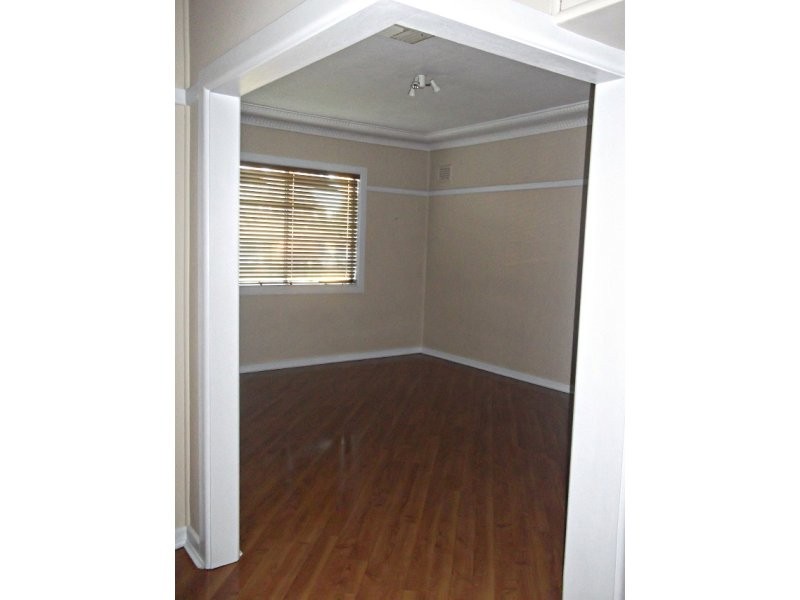 17-19 Callaghan Street, Parkes NSW 2870