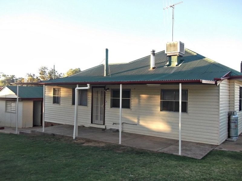 17-19 Callaghan Street, Parkes NSW 2870