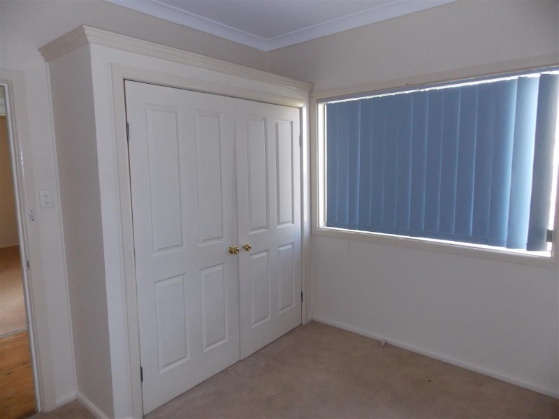 28 Forbes Road, Parkes NSW 2870