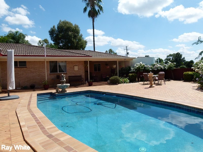 202 River Road, Forbes NSW 2871