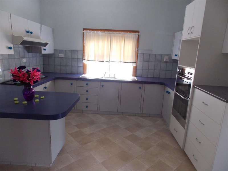 28 May Street, Parkes NSW 2870