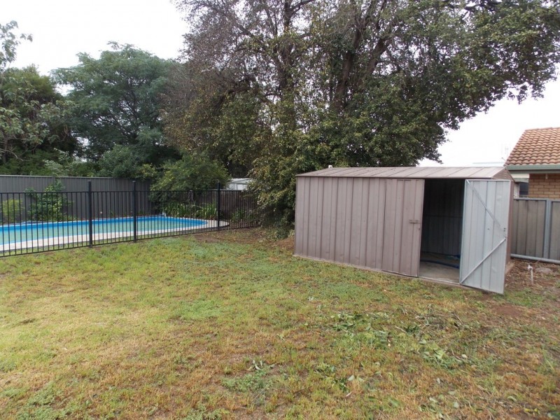4 Captain Wilson Avenue, Parkes NSW 2870