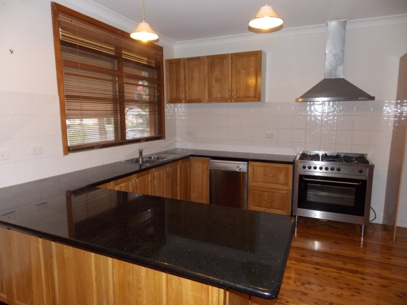 4 Captain Wilson Avenue, Parkes NSW 2870