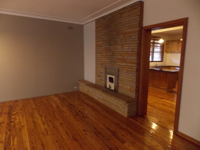 4 Captain Wilson Avenue, Parkes NSW 2870