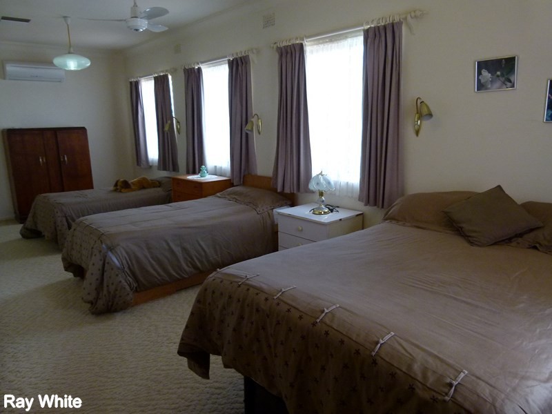 5 Brooke Street, Forbes NSW 2871