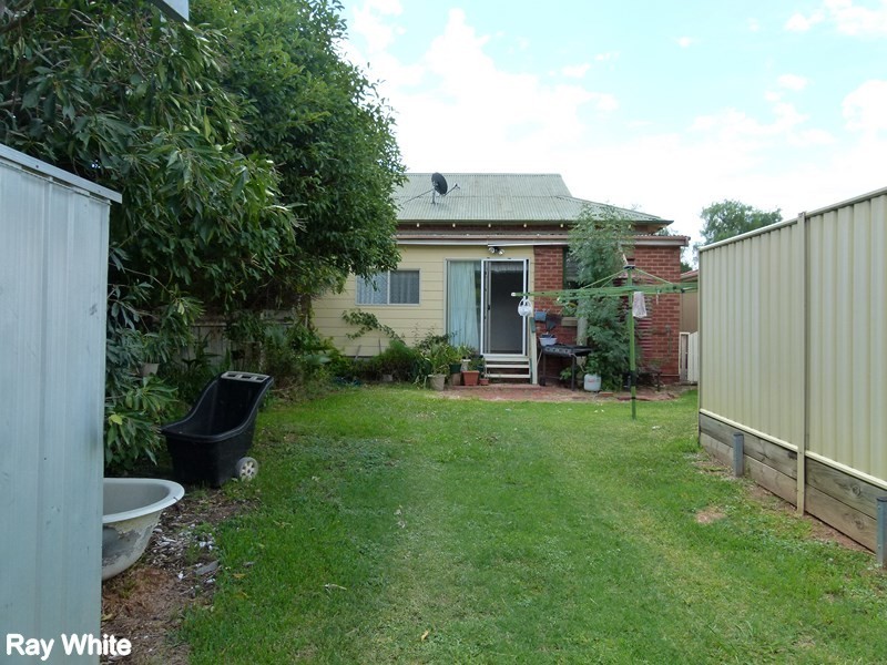 24 Farrand Street, Forbes NSW 2871
