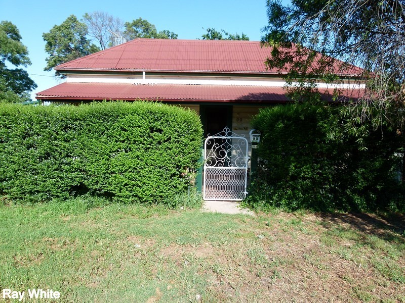 90 Farnell Street, Forbes NSW 2871