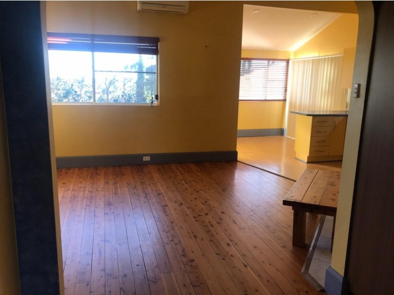 24 High Street, Parkes NSW 2870