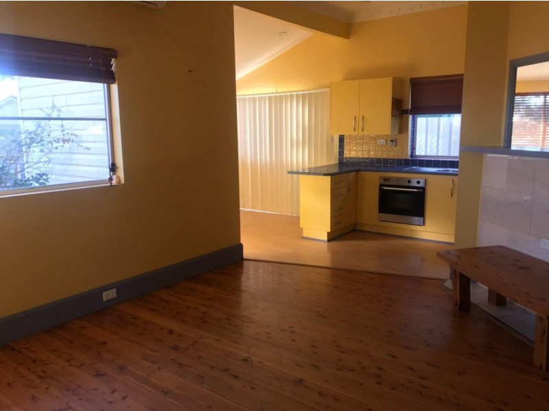 24 High Street, Parkes NSW 2870