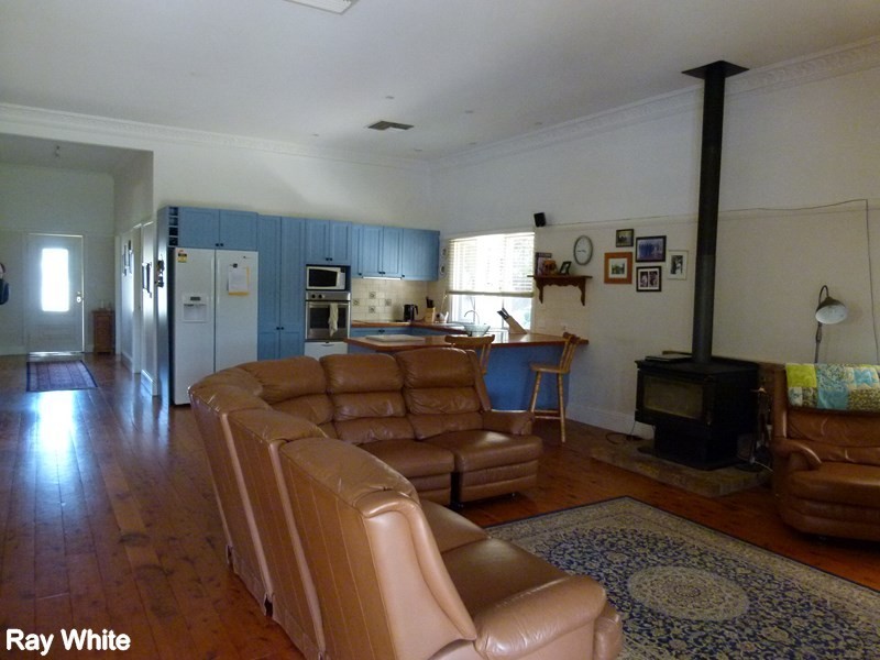 9 Clement Street, Forbes NSW 2871