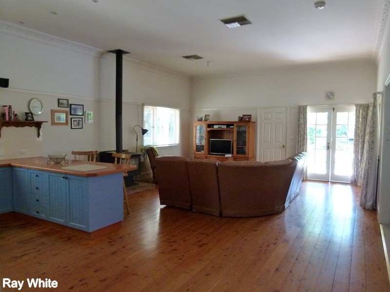 9 Clement Street, Forbes NSW 2871