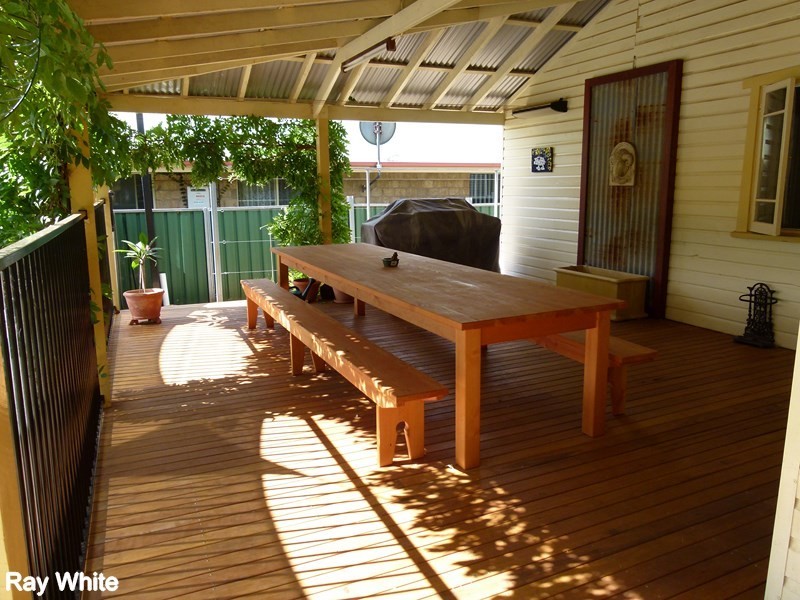9 Clement Street, Forbes NSW 2871