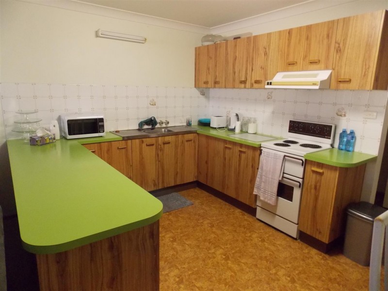 44 Barton Street, Parkes NSW 2870