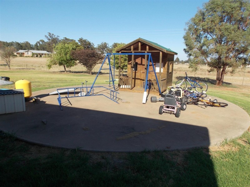 119 Deep Lead Road, Parkes NSW 2870