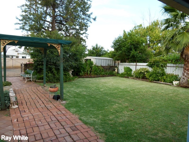 11 Prince Street, Forbes NSW 2871