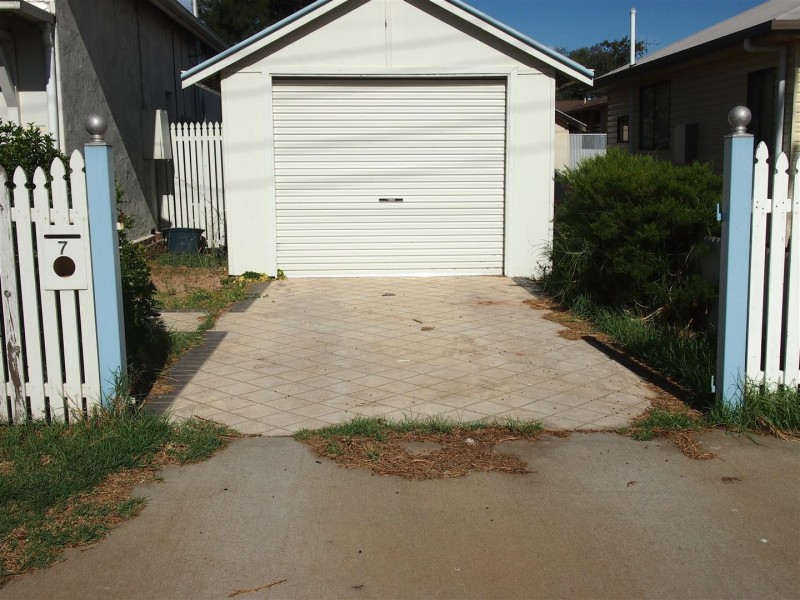 7 Bogan Street, Parkes NSW 2870