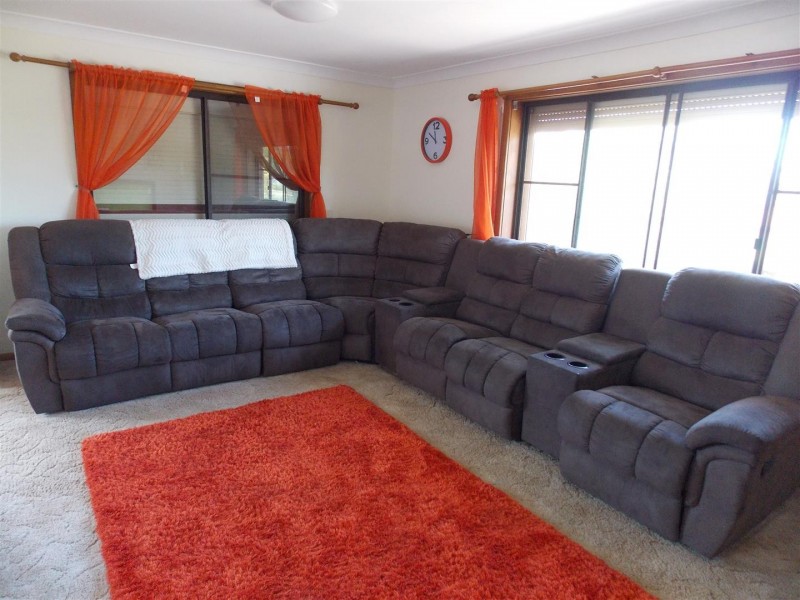 23 Moor Street, Parkes NSW 2870