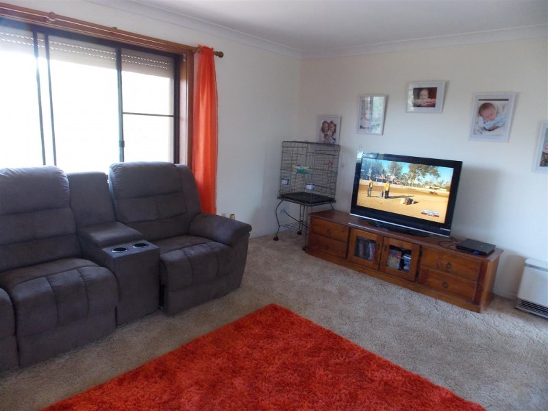 23 Moor Street, Parkes NSW 2870