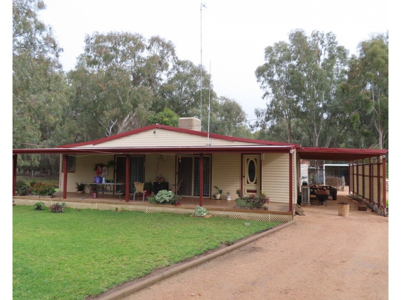 “COOINDA” 69 Cooinda Lane, Condobolin NSW 2877
