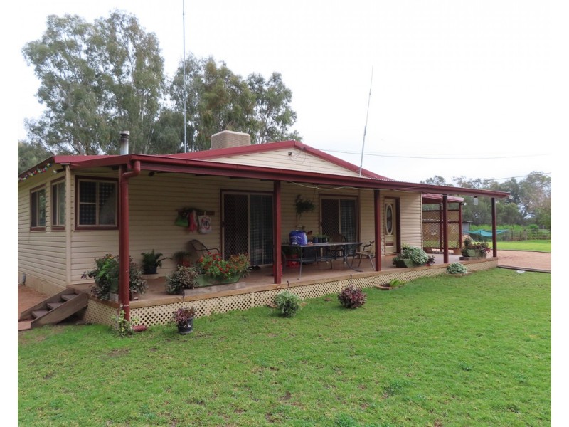 “COOINDA” 69 Cooinda Lane, Condobolin NSW 2877