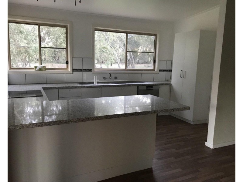 “COOINDA” 69 Cooinda Lane, Condobolin NSW 2877