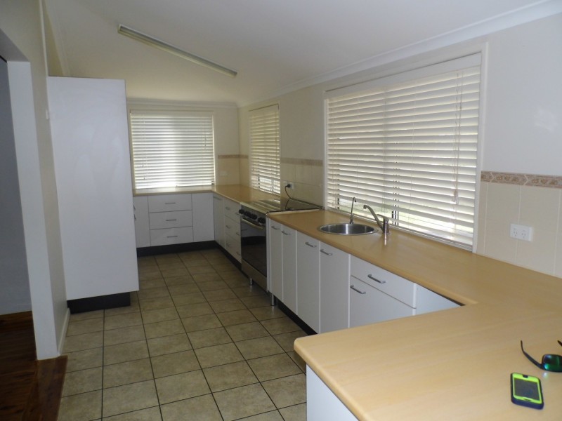 19 Coleman Road, Parkes NSW 2870