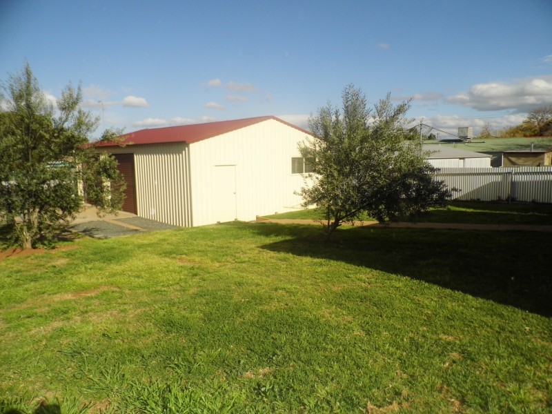19 Coleman Road, Parkes NSW 2870