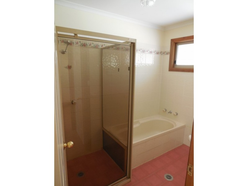 “Bonaccord” Gaymards Lane, Forbes NSW 2871