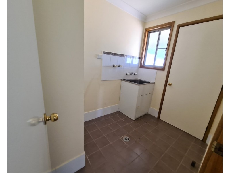 71 Medlyn Street, Parkes NSW 2870