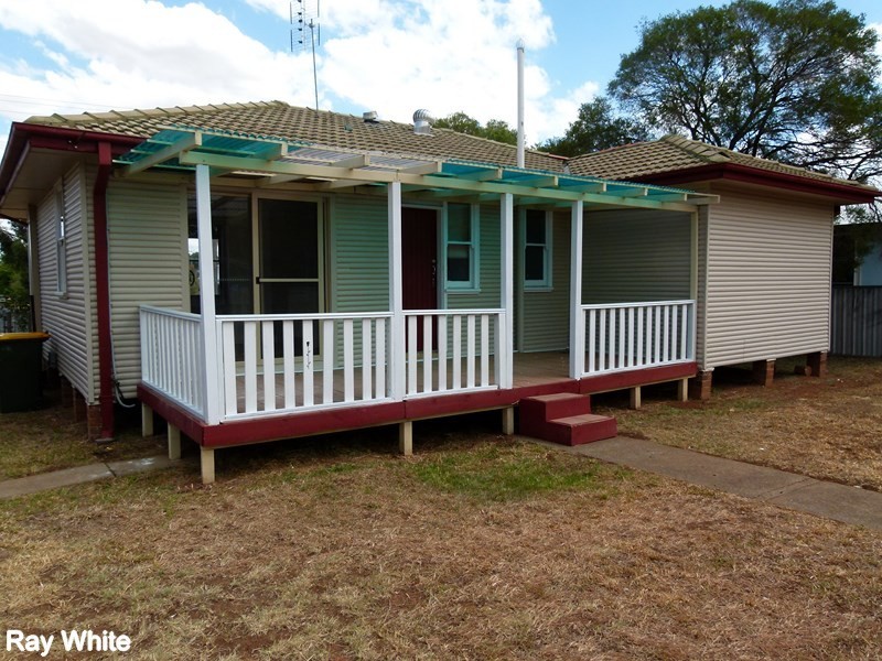 12 Dawson Street, Forbes NSW 2871