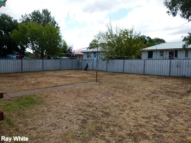 12 Dawson Street, Forbes NSW 2871