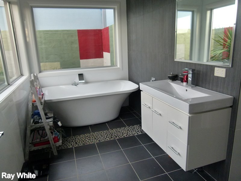 24A York Street, Forbes NSW 2871