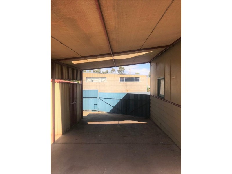 112 Clarinda Street, Parkes NSW 2870