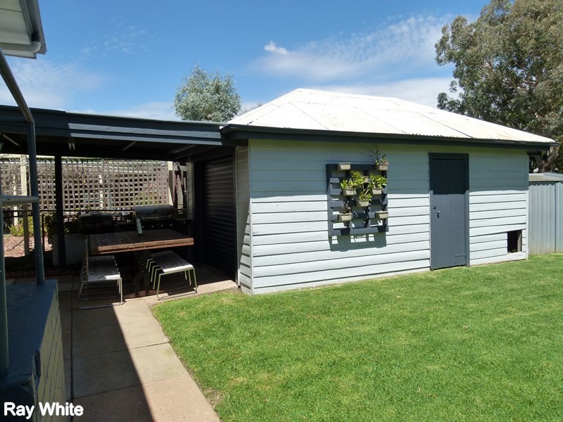 28 Grenfell Street, Forbes NSW 2871