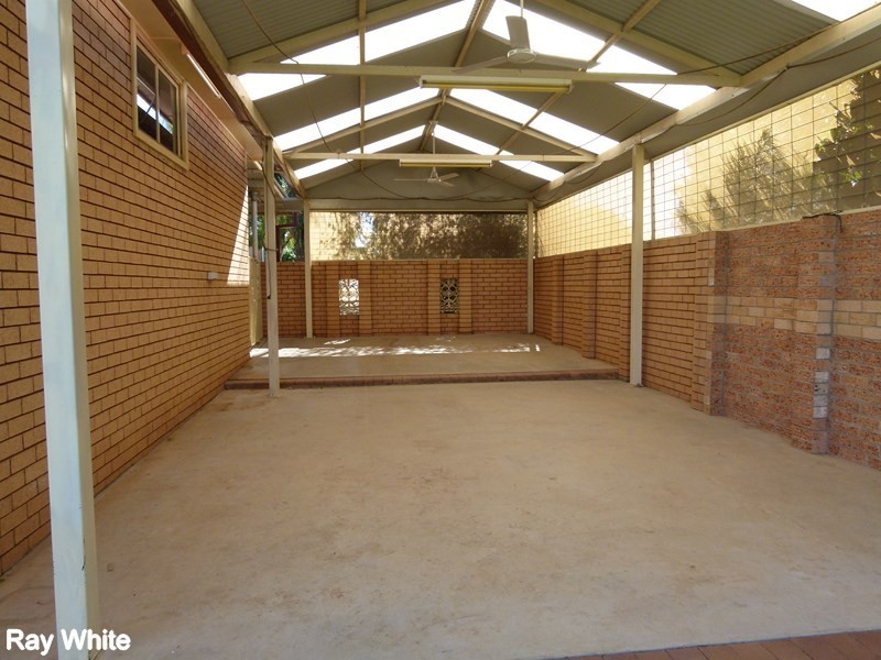 233 Farnell Street, Forbes NSW 2871