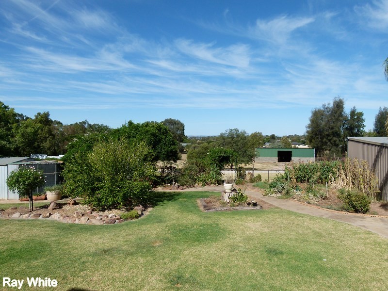 233 Farnell Street, Forbes NSW 2871