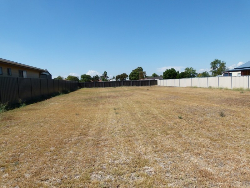 77 York Street, Forbes NSW 2871