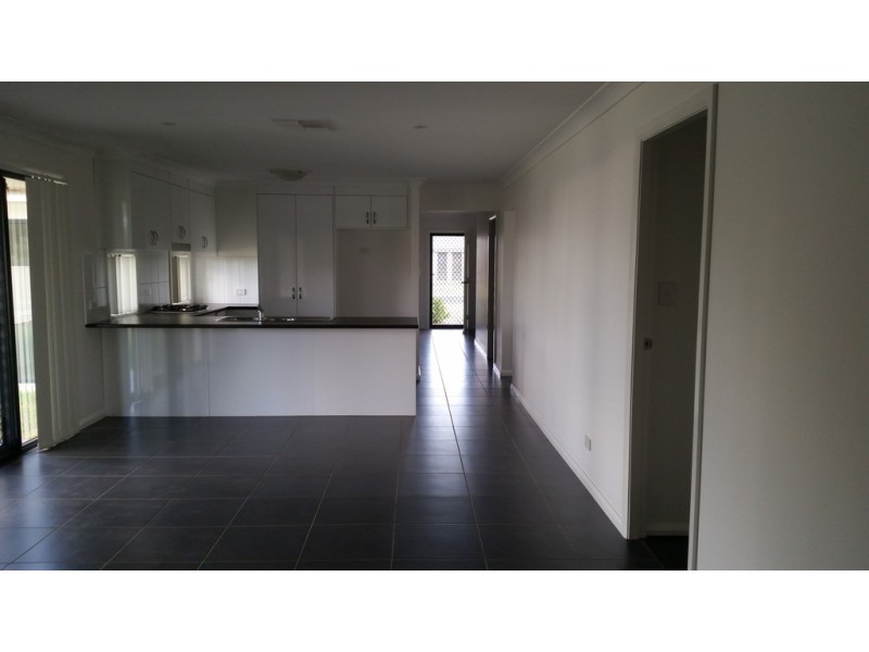 10 Monastery Close, Parkes NSW 2870