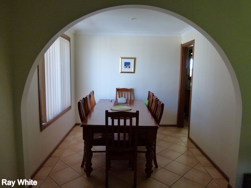 42 Patterson Street, Forbes NSW 2871