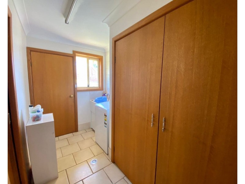1/16 Ebelina Crescent, Parkes NSW 2870